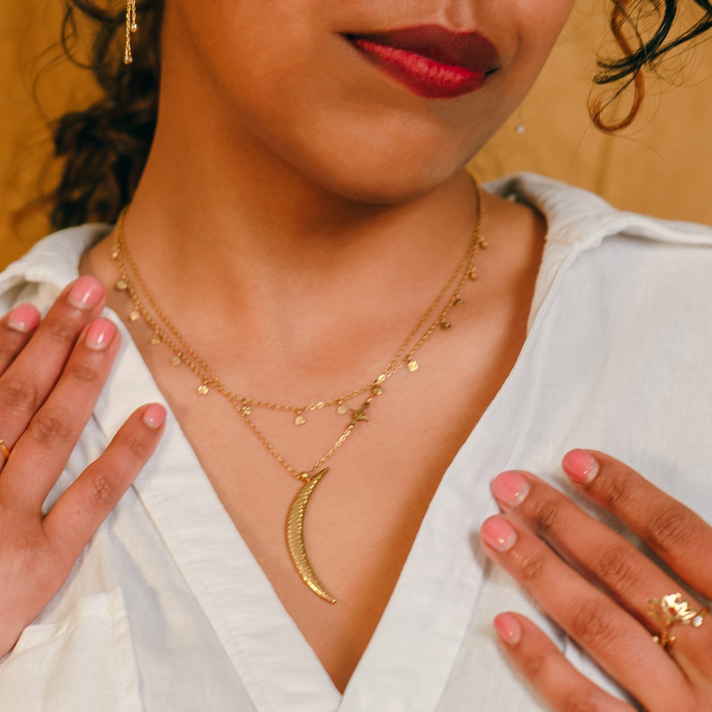 Guiding Glow Moon Necklace